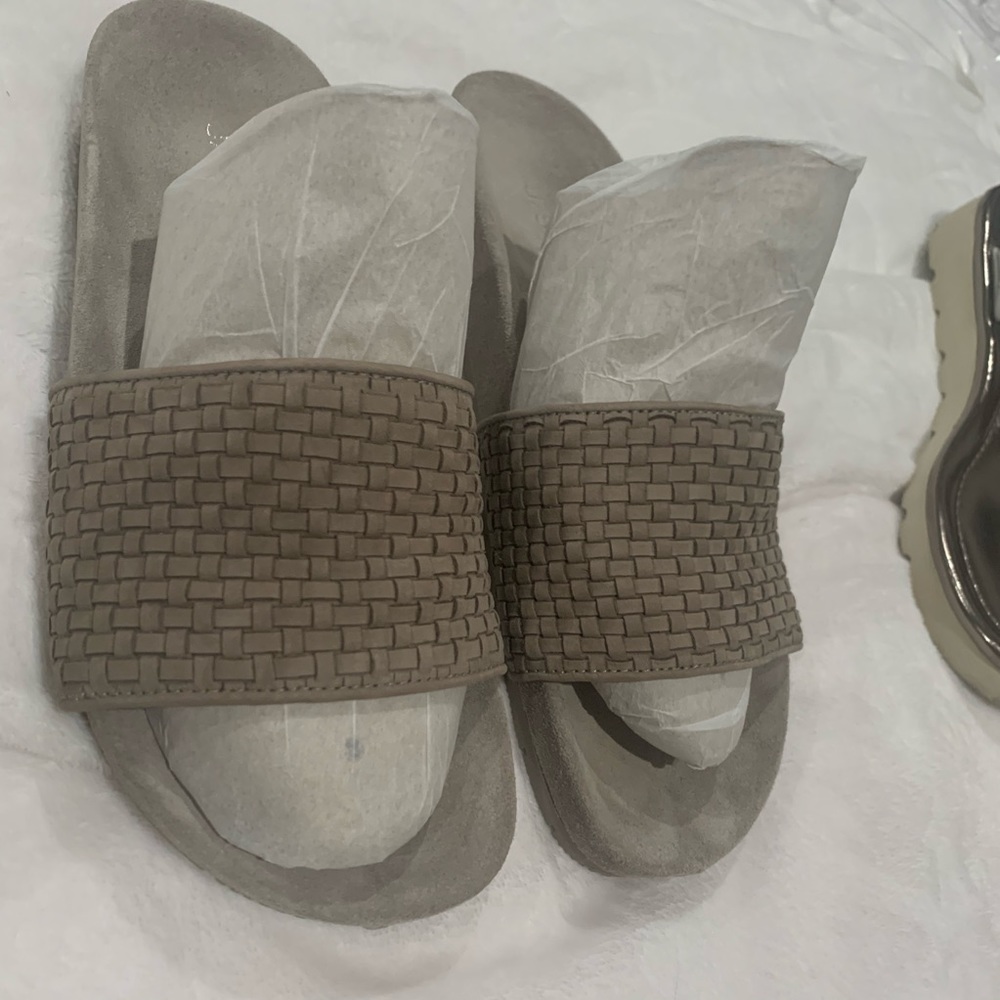 J/slide slip on sandals